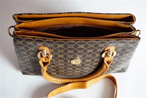 louis vuitton torebka podróbka|louis vuitton monogram.